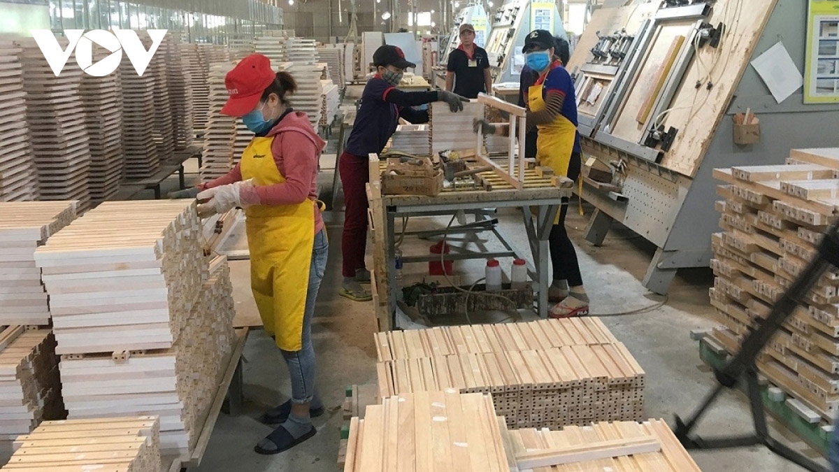 Vietnamese wood exports decrease over five-month period